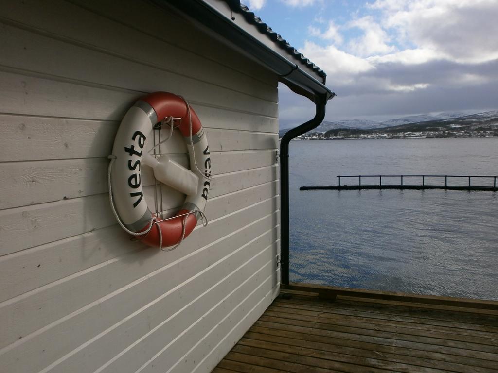 Furoy Hotel Apartments And Boating Sorreisa Buitenkant foto